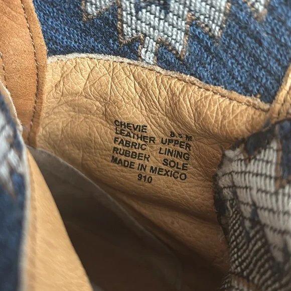 Steve Madden Women’s Adjustable Boots - Picture 6 of 7